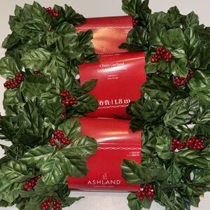 Holiday Greenery Garland with Red Berries 3 NEW HOLLY AND IVY GARLAND